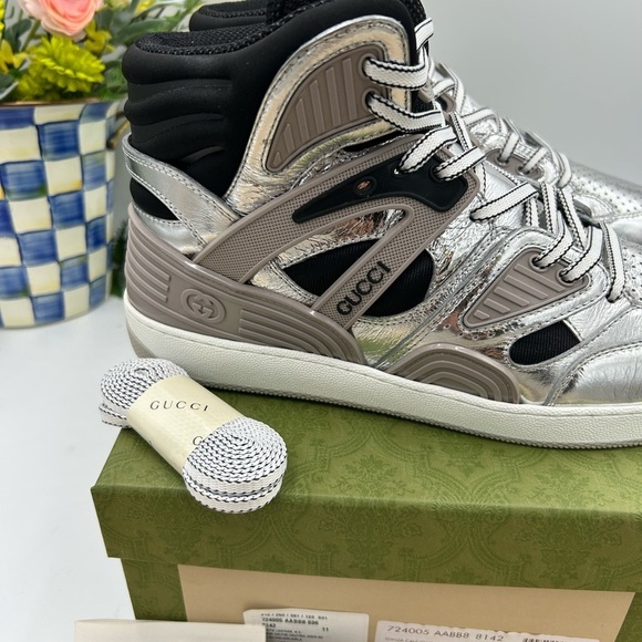 Men’s Gucci, high top Street style silver/black sneakers size 11 made in Italy - Picture 7 of 8